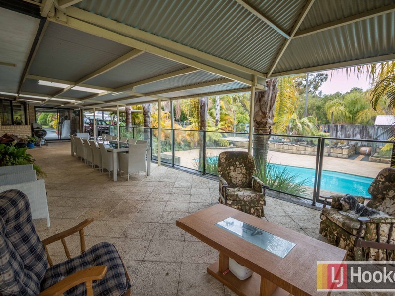 1 Roberts Road, Leschenault WA 6233