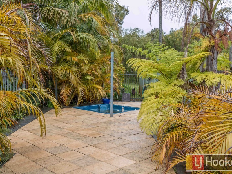 1 Roberts Road, Leschenault WA 6233