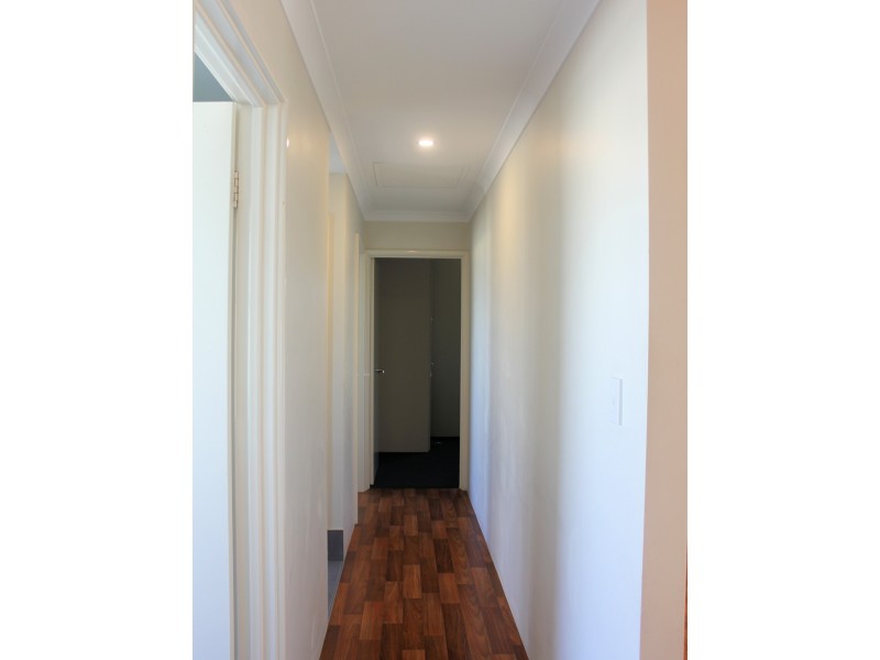 54 Blue Wren Drive, Eaton WA 6232