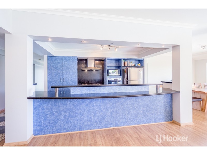 5 Midas Street, Carey Park WA 6230