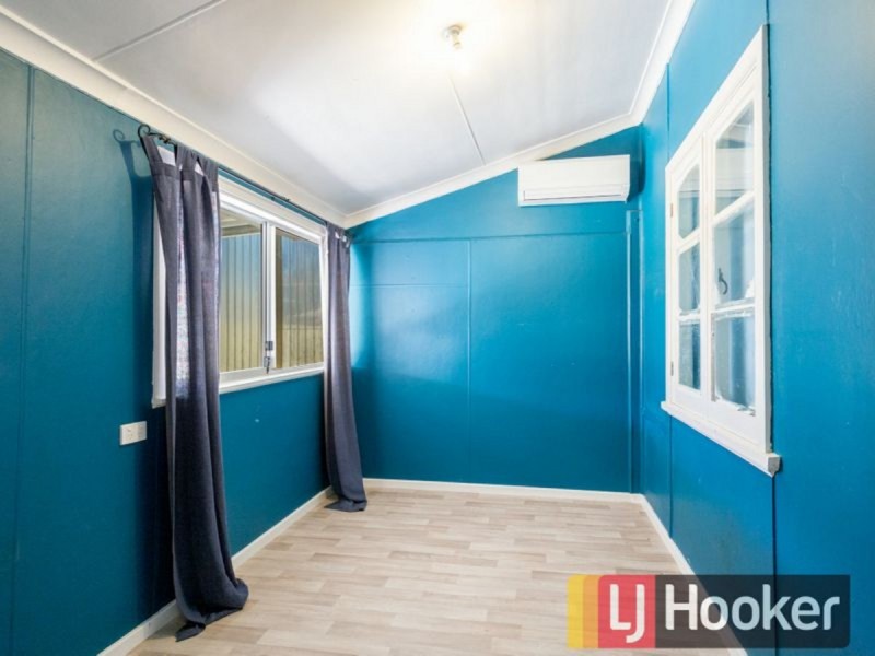 5 Moore Street, Collie WA 6225