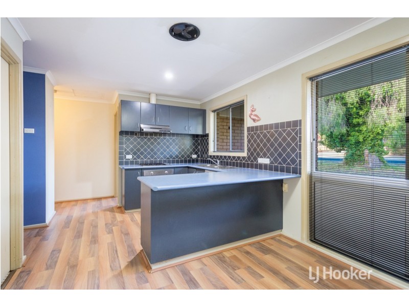 18 Hooper Place, Withers WA 6230