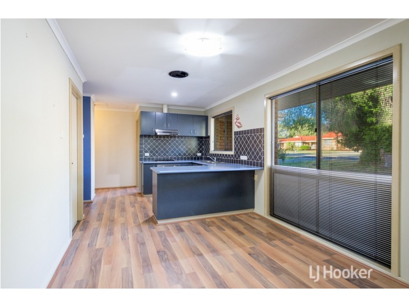 18 Hooper Place, Withers WA 6230
