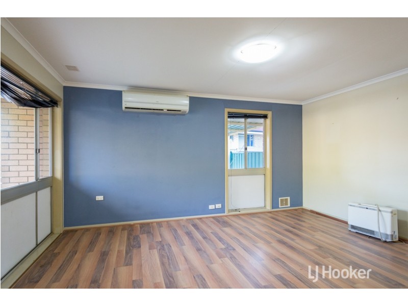 18 Hooper Place, Withers WA 6230