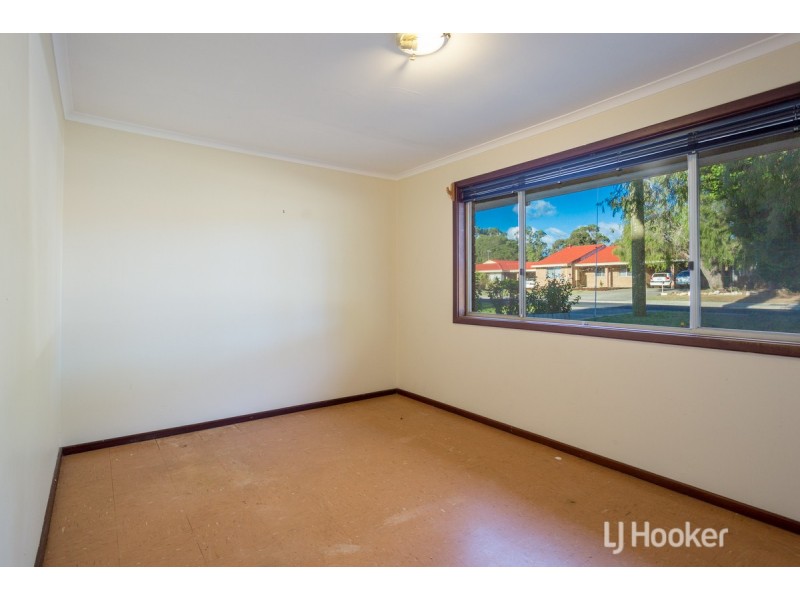 18 Hooper Place, Withers WA 6230