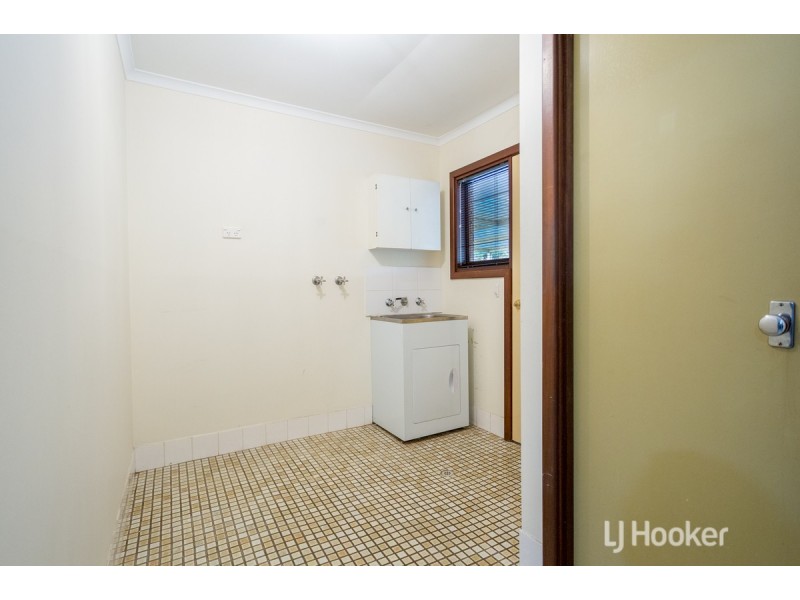 18 Hooper Place, Withers WA 6230