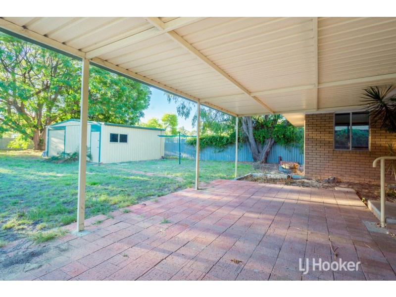 18 Hooper Place, Withers WA 6230
