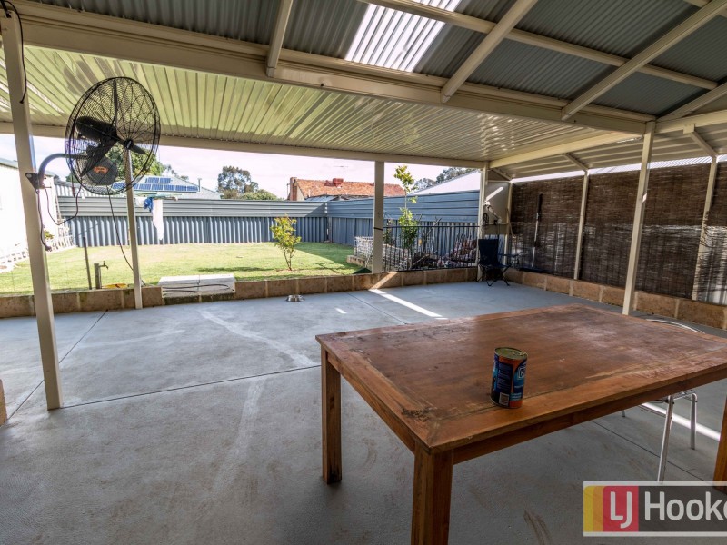 19 Mondak Place, Carey Park WA 6230