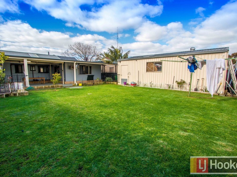 19 Mondak Place, Carey Park WA 6230