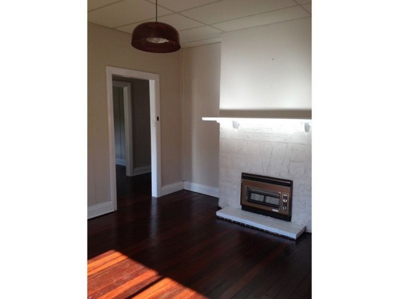 15 Sampson Road, Bunbury WA 6230