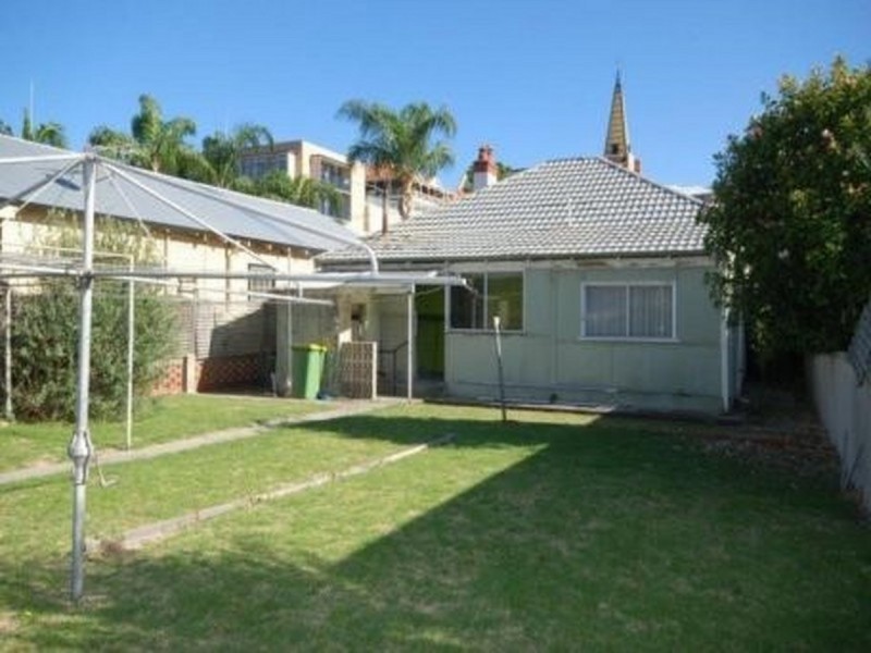 15 Sampson Road, Bunbury WA 6230