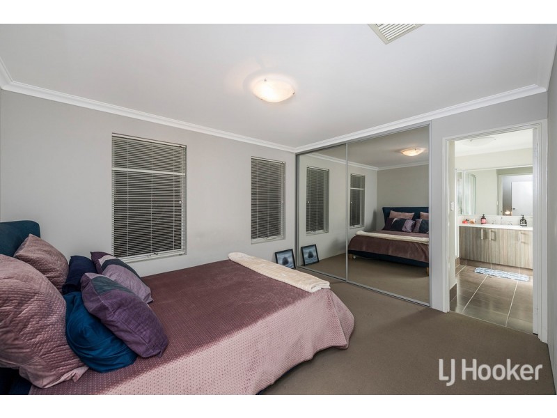 1/18 Kambany Approach, Dalyellup WA 6230