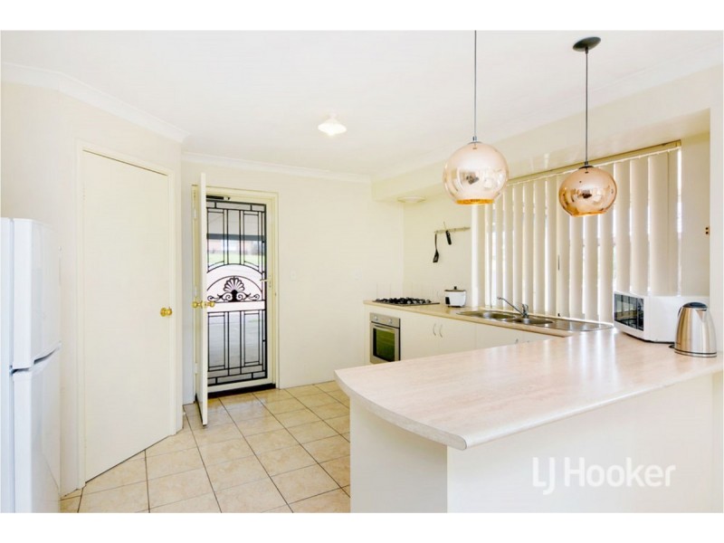 6 Saunders Street, Collie WA 6225