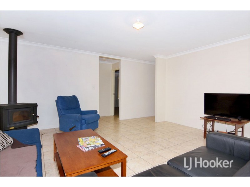 6 Saunders Street, Collie WA 6225