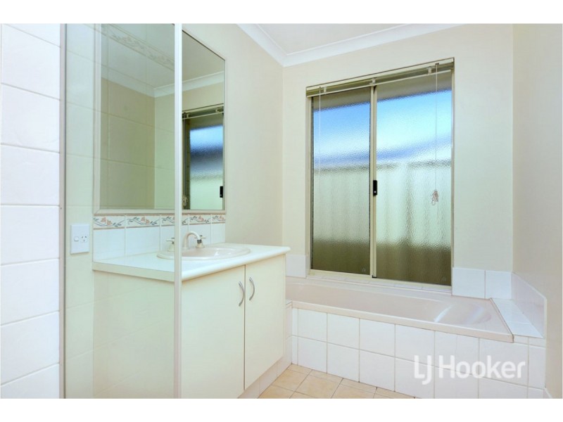 6 Saunders Street, Collie WA 6225