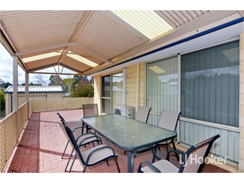 6 Saunders Street, Collie WA 6225