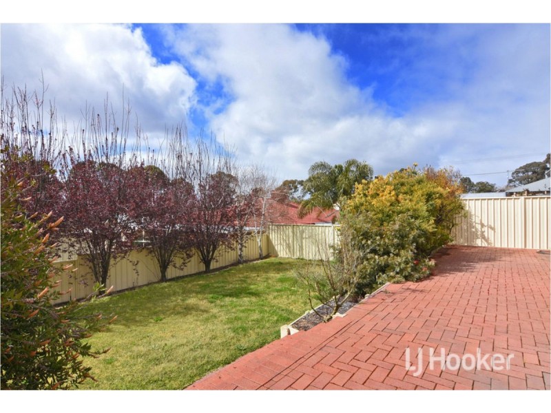 6 Saunders Street, Collie WA 6225