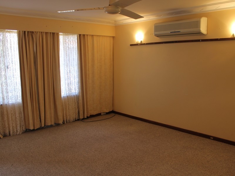 8B Upton Place, Australind WA 6233