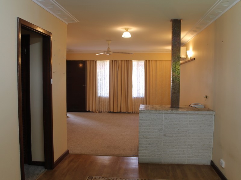 8B Upton Place, Australind WA 6233