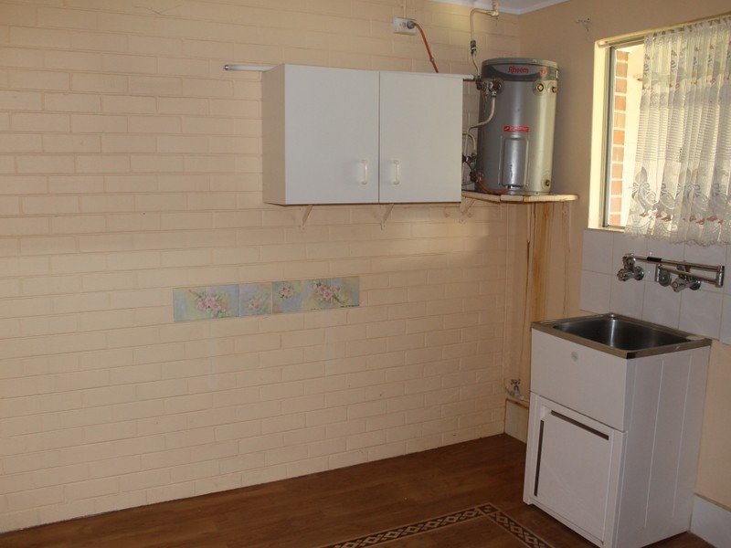 8B Upton Place, Australind WA 6233