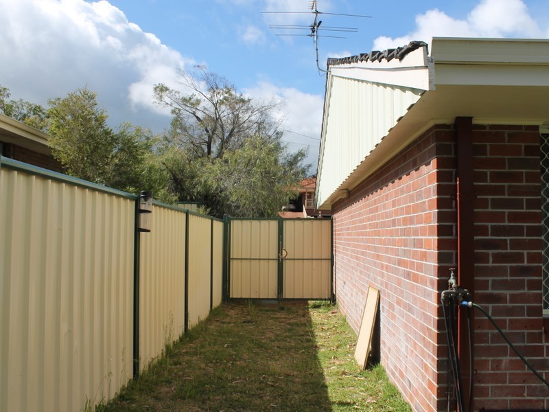 8B Upton Place, Australind WA 6233