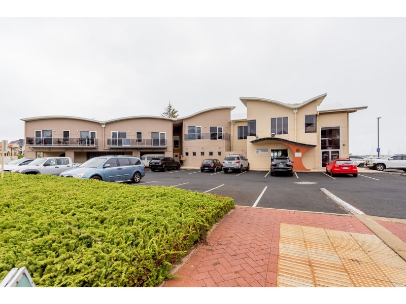 2/2 Jetty Road, Bunbury WA 6230