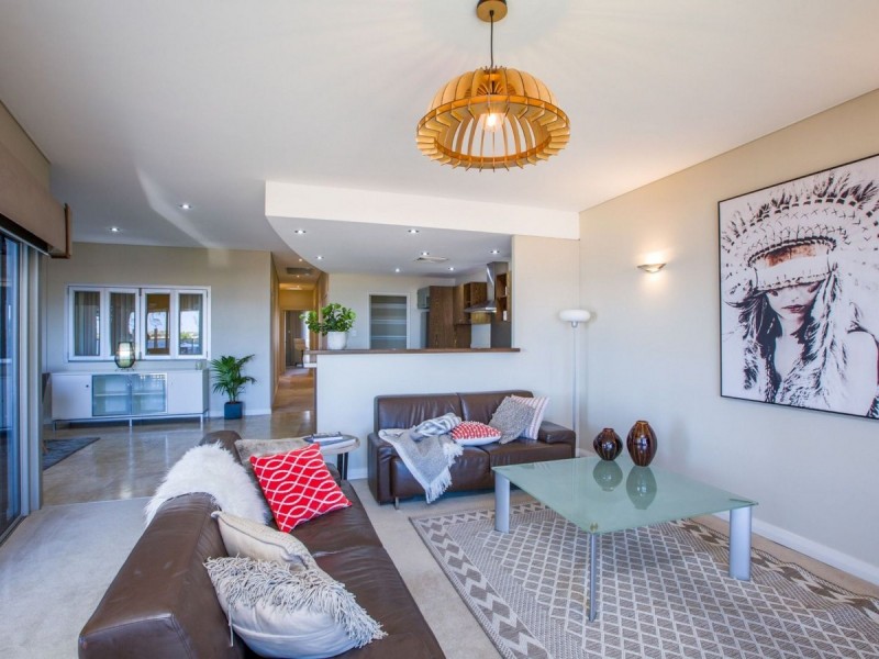 2/2 Jetty Road, Bunbury WA 6230
