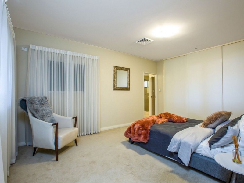 2/2 Jetty Road, Bunbury WA 6230