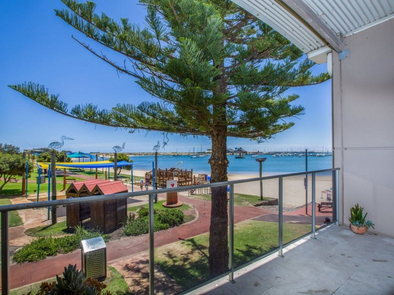 2/2 Jetty Road, Bunbury WA 6230