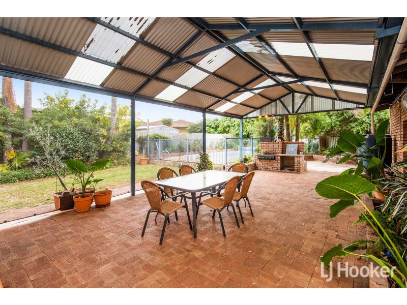 4 Dixon Place, Eaton WA 6232