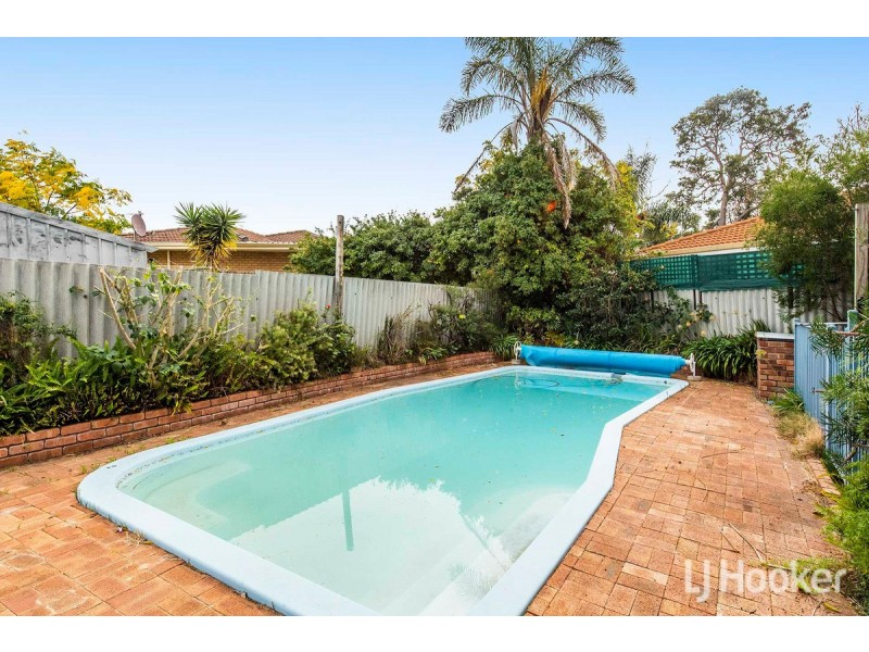 4 Dixon Place, Eaton WA 6232