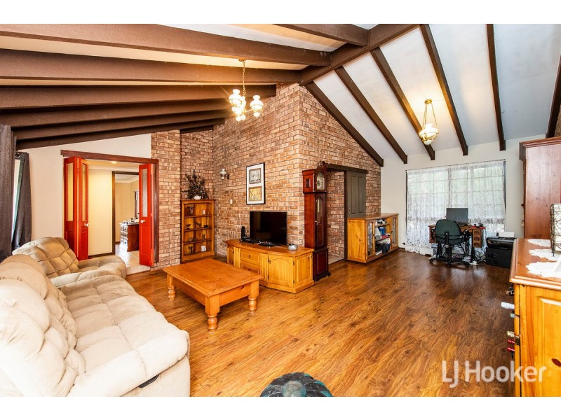 4 Dixon Place, Eaton WA 6232