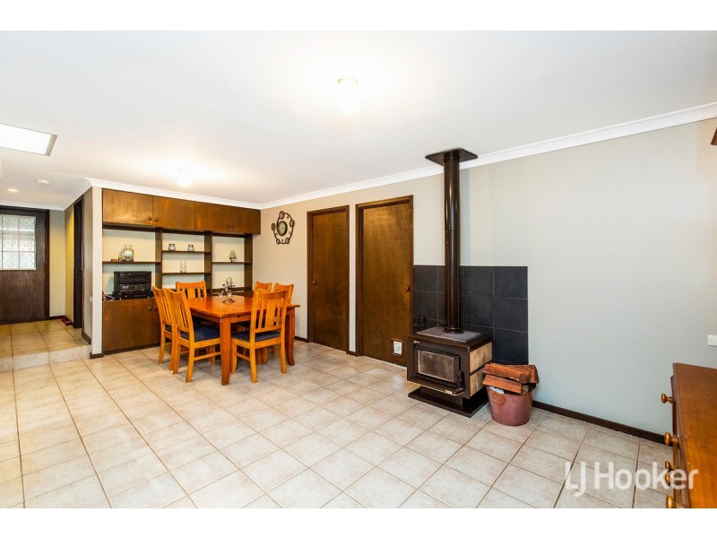 4 Dixon Place, Eaton WA 6232