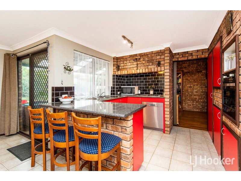 4 Dixon Place, Eaton WA 6232