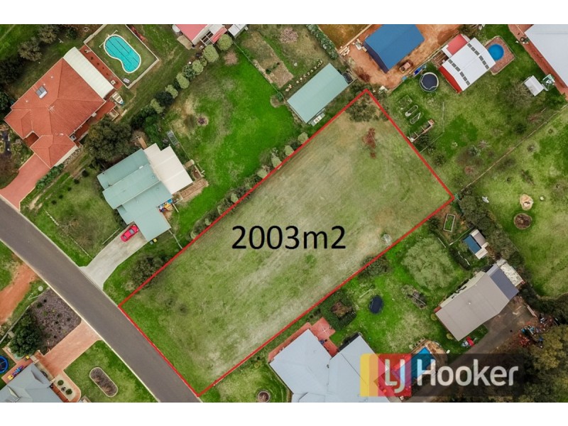 4 O’Meara Drive, Burekup WA 6227