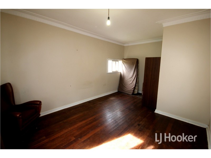 17 Davis Street, Collie WA 6225