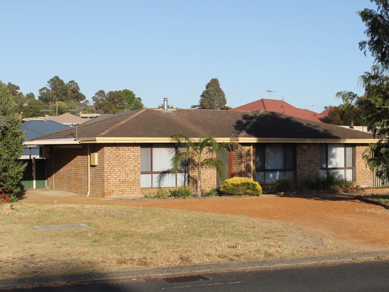 37 Travers Drive, Australind WA 6233