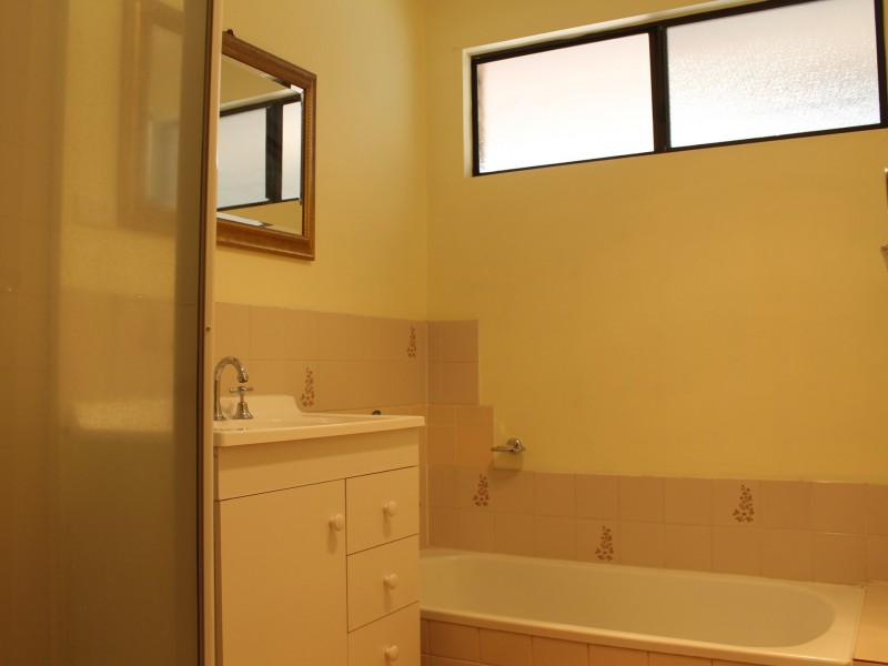 37 Travers Drive, Australind WA 6233