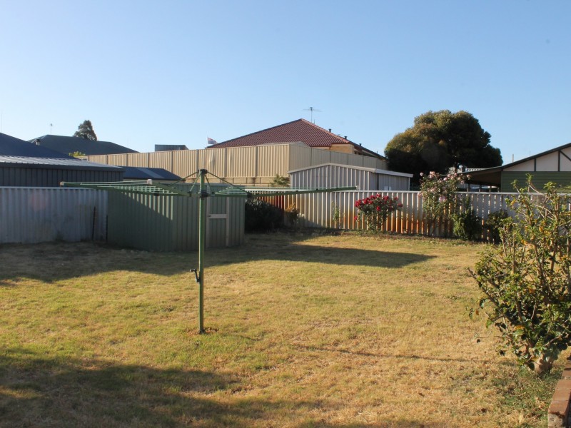 37 Travers Drive, Australind WA 6233