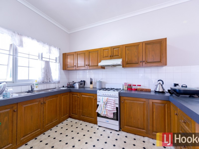 6 Symmons Street, Bunbury WA 6230