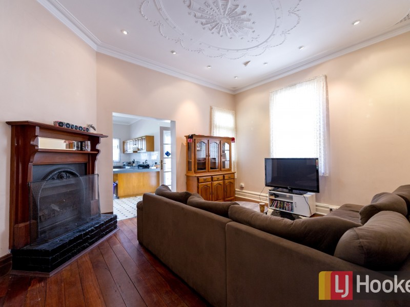 6 Symmons Street, Bunbury WA 6230