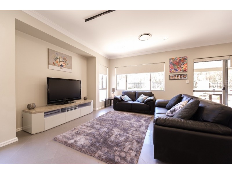 17 Properjohn Street, South Bunbury WA 6230