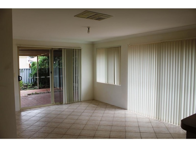 3 Oriel Court, College Grove WA 6230