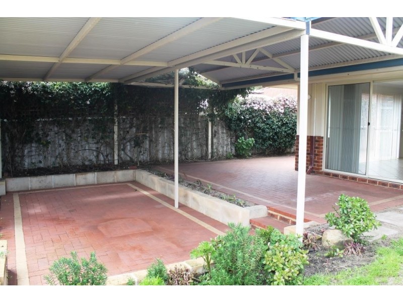 3 Oriel Court, College Grove WA 6230