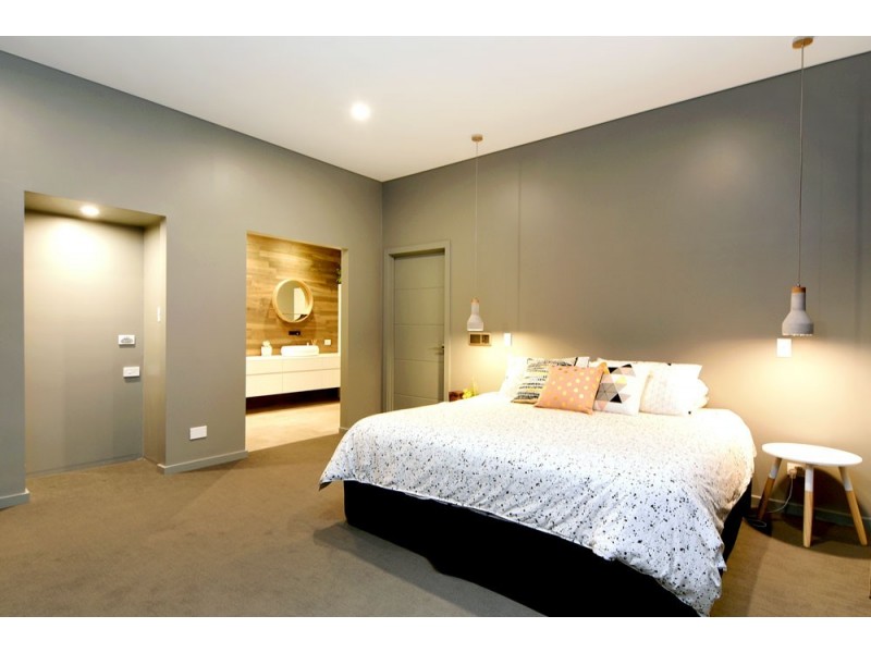 8 Money Street, Bunbury WA 6230