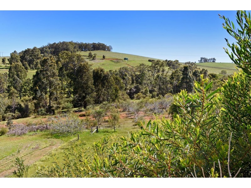 28 Seaview Heights, Henty WA 6236