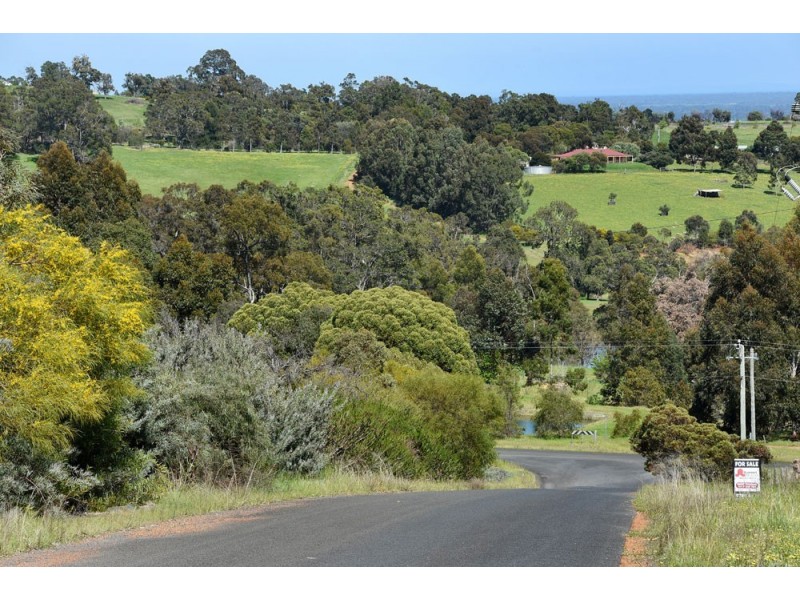 28 Seaview Heights, Henty WA 6236