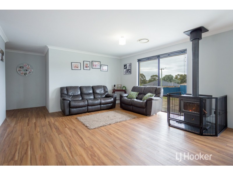 9 Sunburst Grove, Collie WA 6225