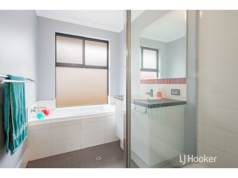 9 Sunburst Grove, Collie WA 6225