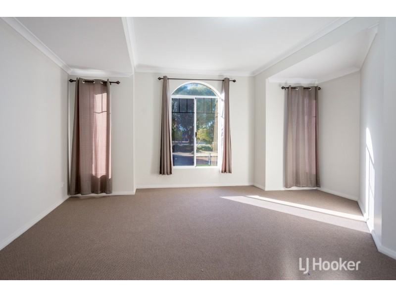 72 Macquarie Drive, Australind WA 6233